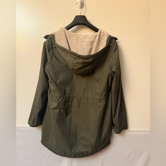 Free Country Hooded Parka with a Faux Fur Lining | Size M - Picture 6 of 9